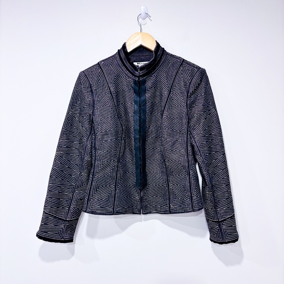 NYGARD Grey jacket with embroidered pattern - Picture 1 of 8
